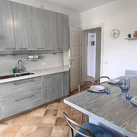 Apartment With Balcony, View, Garage - Larihome A32 Domaso