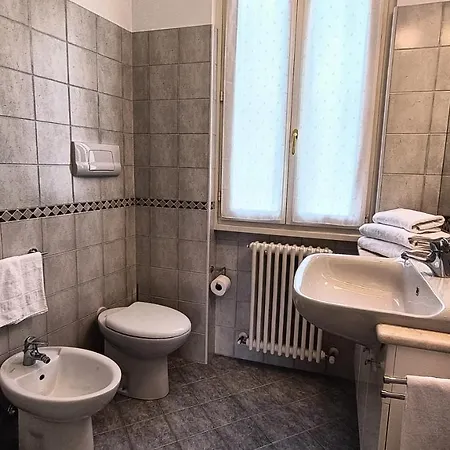With Balcony, View, Garage - Larihome A32